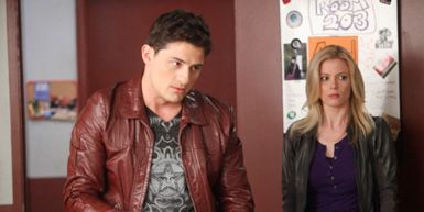 Poster der Serie Wer ist hier das Monster?