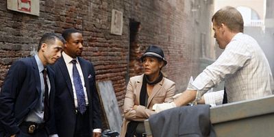 Poster der Serie Bitch