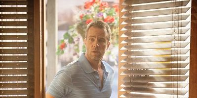 Poster der Serie Confidence