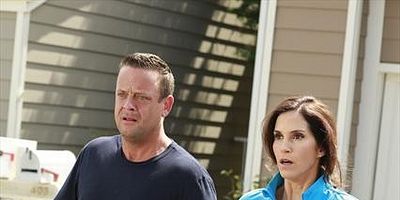 Poster der Serie Journey to the center of the mall