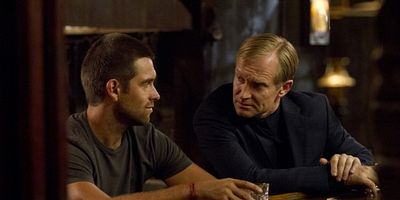 Poster der Serie Behold a Pale Rider