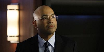 Poster der Serie Die Köpfe der Hydra