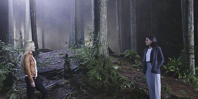 Poster der Serie Breaking Glass