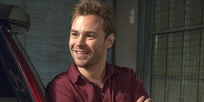 Poster der Serie Assignment of the Year