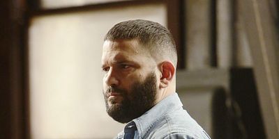 Poster der Serie Honor Thy Father