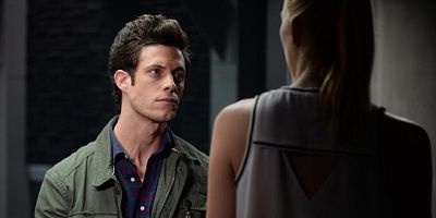 Poster der Serie Connection