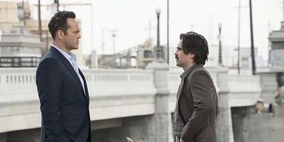 Poster der Serie Night Finds You