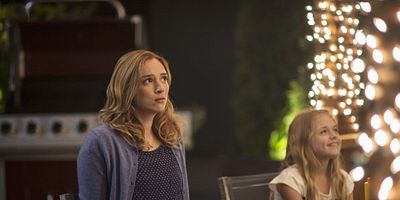 Poster der Serie Whatever It Takes