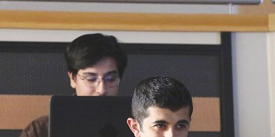 Poster der Serie Is Somebody Really Dead?