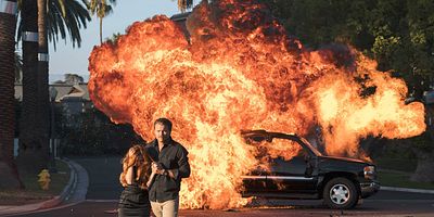 Poster der Serie Ties That Blind