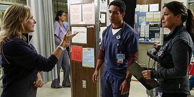 Poster der Serie Ave Maria