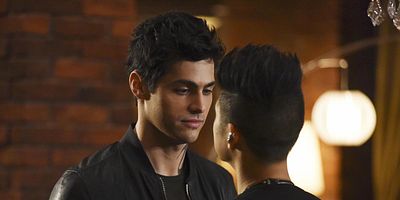 Poster der Serie How Are Thou Fallen