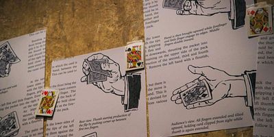 Poster der Serie The Art of Sleights and Deception