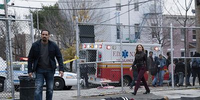 Poster der Serie Behind the Mask