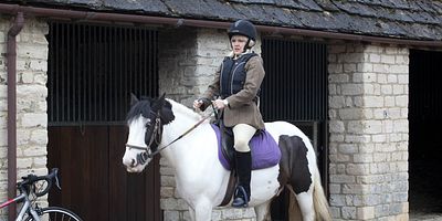 Poster der Serie The Walkers of Dembley