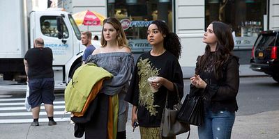 Poster der Serie Carry the Weight