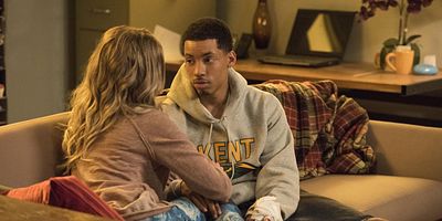 Poster der Serie Attraction