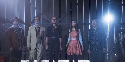 Poster der Serie And The Dark Secret