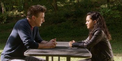 Poster der Serie Packing Peanuts + Fire