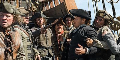 Poster der Serie Heaven & Earth