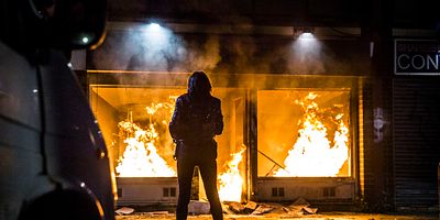 Poster der Serie L'embrasement