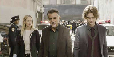 Poster der Serie Bad Moon on the Rise