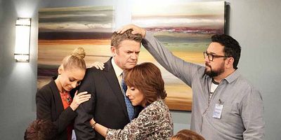 Poster der Serie Competing Offer