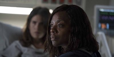 Poster der Serie He's Dead