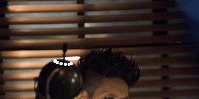 Poster der Serie Stronger Than Heaven