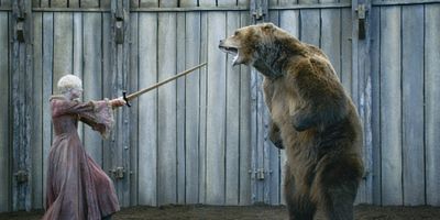 Poster der Serie The Bear and the Maiden Fair