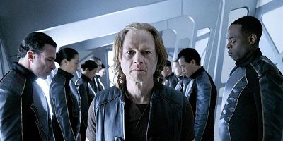 Poster der Serie What to Expect When You're Expecting...an Alien Parasite