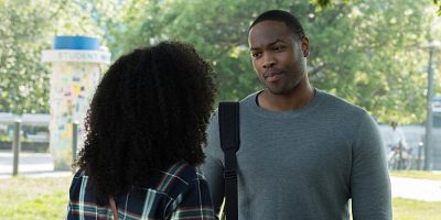 Poster der Serie Let This Mother Out