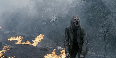 Poster der Serie Gekommen, um zu helfen