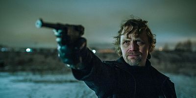 Poster der Serie Yksin