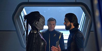 Poster der Serie Through the Valley of Shadows