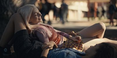 Poster der Serie Die ganze Welt ist dunkel