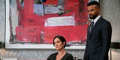 Poster der Serie A.K.A You're Welcome