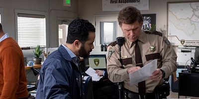 Poster der Serie Let the Dead Bury the Dead