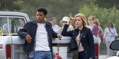 Poster der Serie Die geheme Welt der alten Leichenhalle