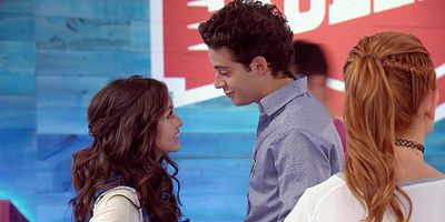 Poster der Serie Open Music: Chicos vs Chicas, sobre ruedas