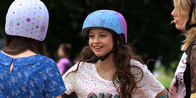 Poster der Serie Un Falso Romance, Sobre Ruedas