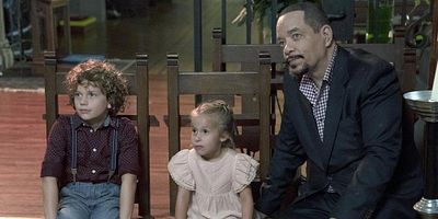 Poster der Serie The Burden of Our Choices