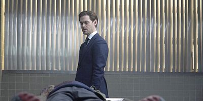 Poster der Serie Fragwürdige Methoden