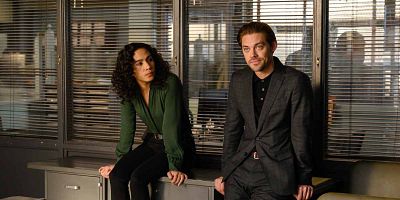 Poster der Serie Warten und hoffen