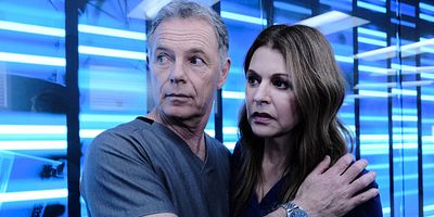 Poster der Serie Burn It All Down