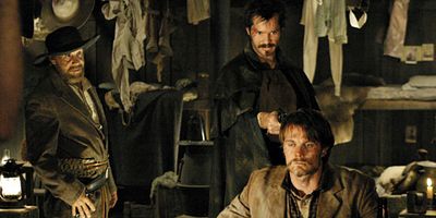 Poster der Serie Bullock Returns To The Camp