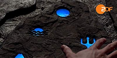 Poster der Serie Mopping Up