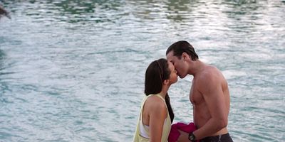 Poster der Serie Turning the Tide