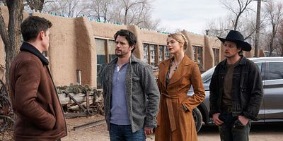 Poster der Serie American Woman