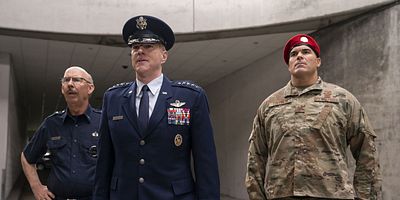 Poster der Serie PROPORTIONATE RESPONSE